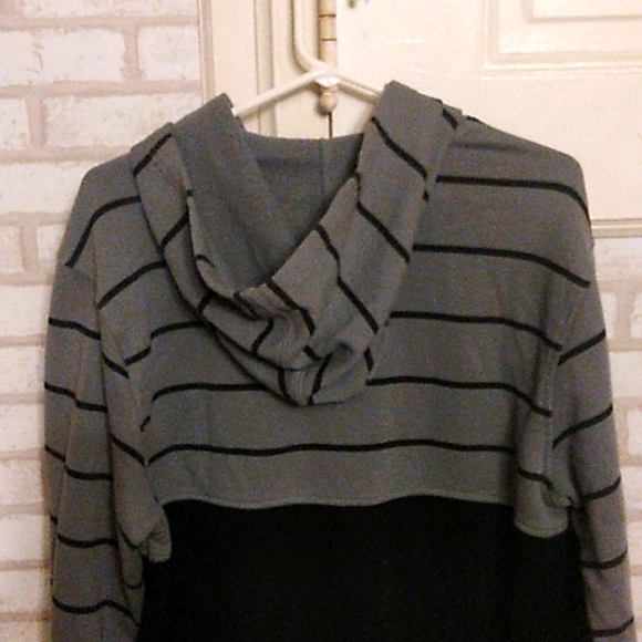 Hurley men's large hoodie (J3) - Picture 4 of 4